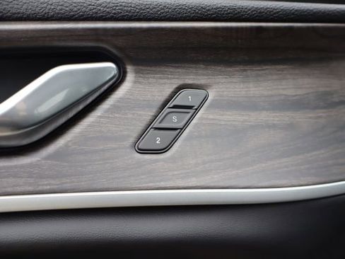 New 2026 Jeep Grand Cherokee L Limited AWD/4WD image 9