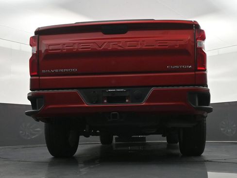 Used 2022 Chevrolet Silverado 1500 Custom RWD image 26