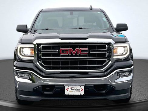 Used 2018 GMC Sierra 1500 SLE w/ SLE Value Package AWD/4WD image 3