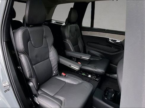 New 2026 Volvo XC90 B6 Ultra w/ Lounge Package AWD/4WD image 10