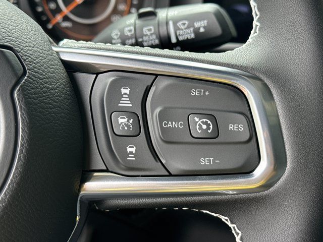 New 2026 Jeep Wrangler Unlimited Rubicon w/ Rockslide Package AWD/4WD image 25