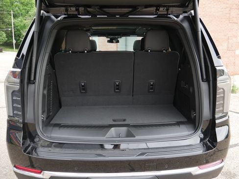 New 2026 Chevrolet Tahoe LT w/ Comfort Package AWD/4WD image 8