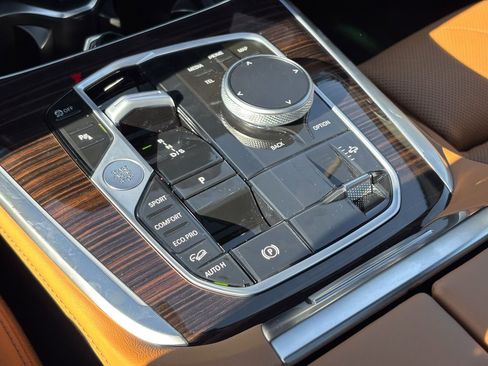 New 2026 BMW X7 xDrive40i w/ M Sport Package image 30