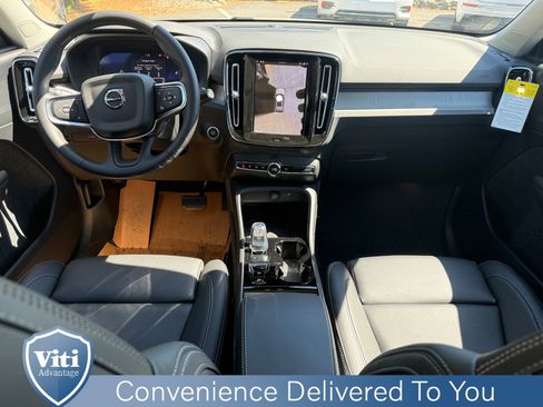 New 2026 Volvo XC40 B5 Plus w/ Climate Package AWD/4WD image 2