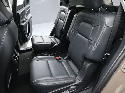 New 2026 Lincoln Aviator Reserve image 14