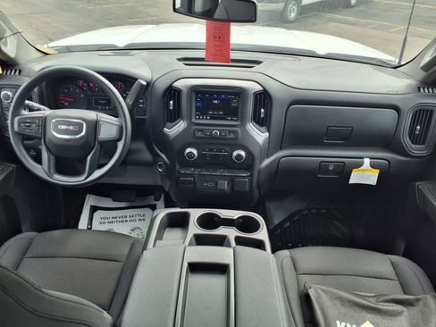 New 2025 GMC Sierra 3500 Pro w/ Convenience Package image 9