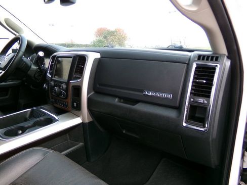 Used 2017 RAM 3500 Laramie image 15