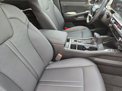 New 2026 Kia Sorento S FWD image 10