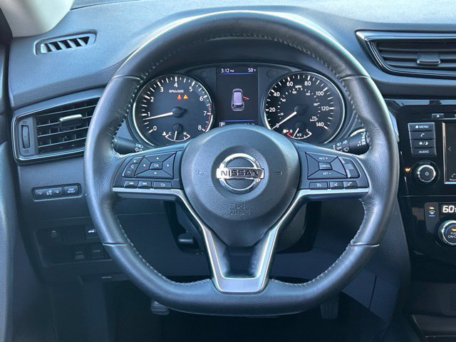 Used 2018 Nissan Rogue SV AWD/4WD image 37