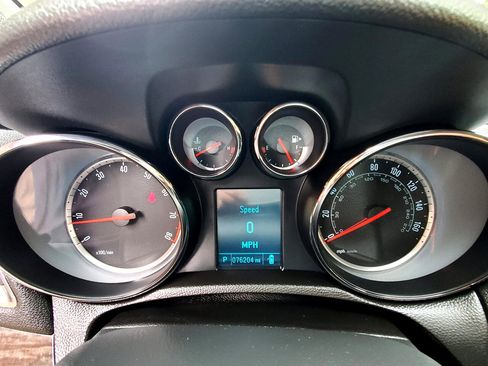 Used 2016 Buick Encore FWD image 9