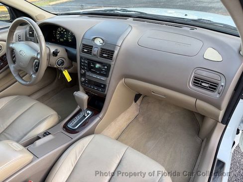Used 2001 INFINITI I30 image 33