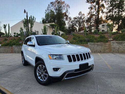 Used 2015 Jeep Grand Cherokee Limited AWD/4WD image 40