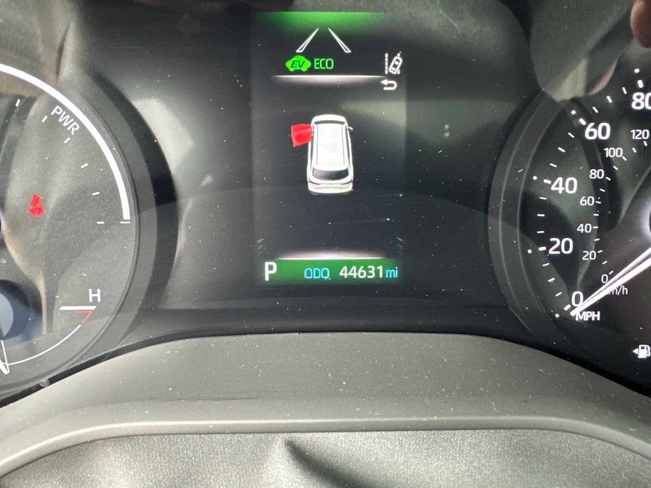 Used 2024 Toyota Sienna LE w/ LE Plus Package FWD image 5