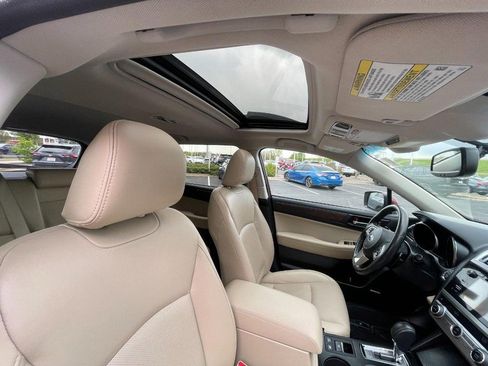 Used 2016 Subaru Outback 2.5i Limited AWD/4WD image 10
