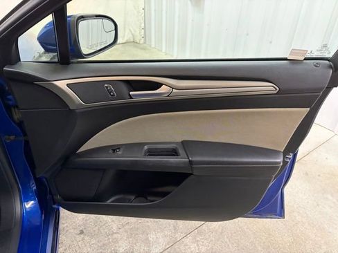 Used 2017 Ford Fusion S image 21