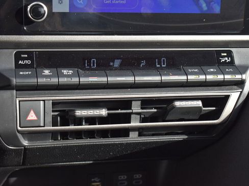 Certified 2025 Toyota Camry LE image 12