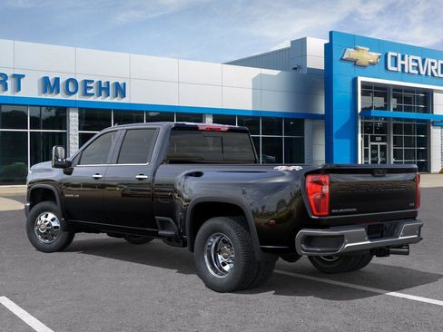 New 2026 Chevrolet Silverado 3500 LTZ w/ LTZ Convenience Package AWD/4WD image 3