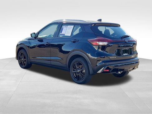 Used 2024 Nissan Kicks SV FWD image 4
