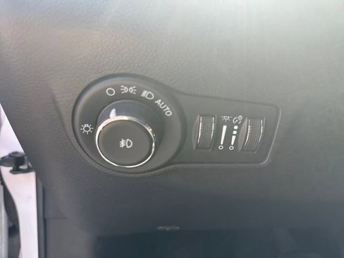 Used 2022 Jeep Compass High Altitude image 22