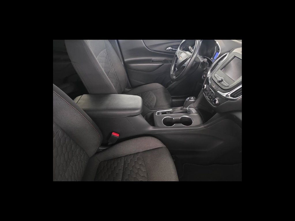 Used 2021 Chevrolet Equinox LT FWD image 18