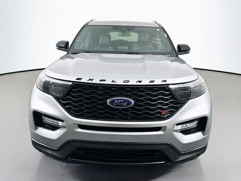 Used 2020 Ford Explorer ST w/ ST Street Pack image 2