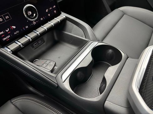 New 2026 GMC Terrain Elevation image 29