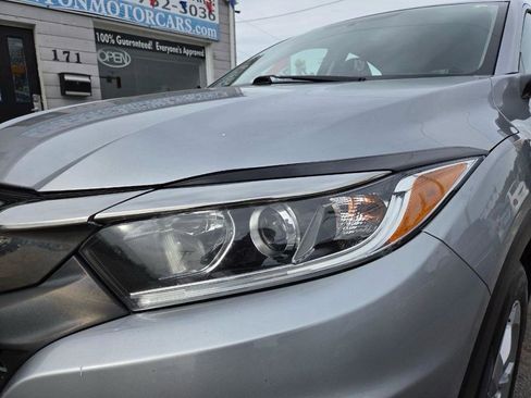 Used 2020 Honda HR-V LX image 27