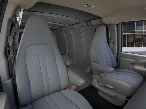 New 2025 GMC Savana 2500 w/ Driver Convenience Package RWD image 16