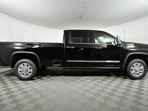 New 2025 Chevrolet Silverado 3500 High Country w/ Technology Package image 15