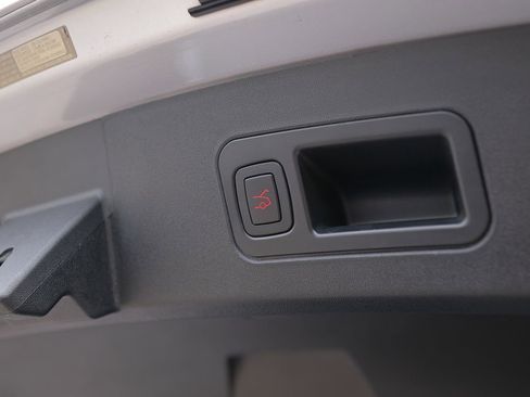 Used 2016 Tesla Model S P90D image 38