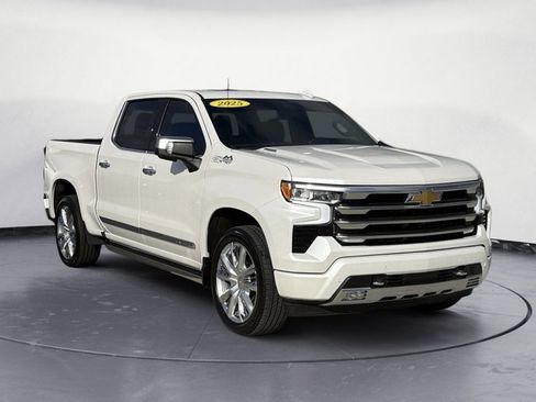 Used 2025 Chevrolet Silverado 1500 High Country w/ High Country Premium Package image 15