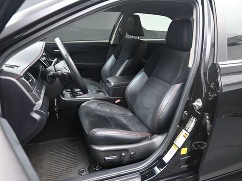 Used 2015 Toyota Camry XSE FWD image 18