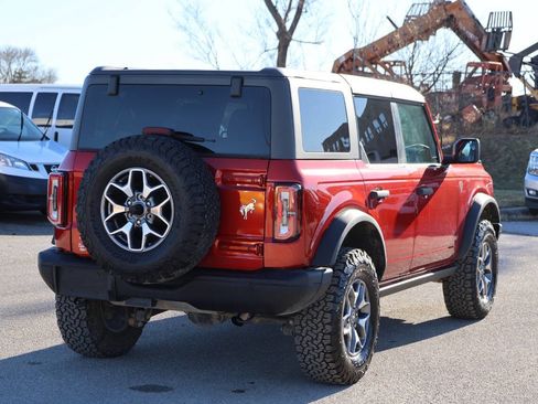 Used 2024 Ford Bronco Badlands image 9