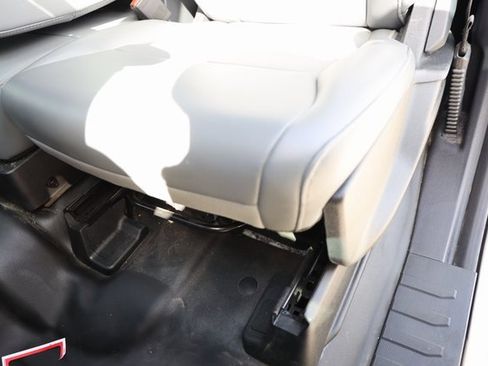 Used 2024 Ford F150 XL image 19