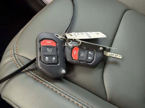 New 2026 Jeep Gladiator Mojave image 30