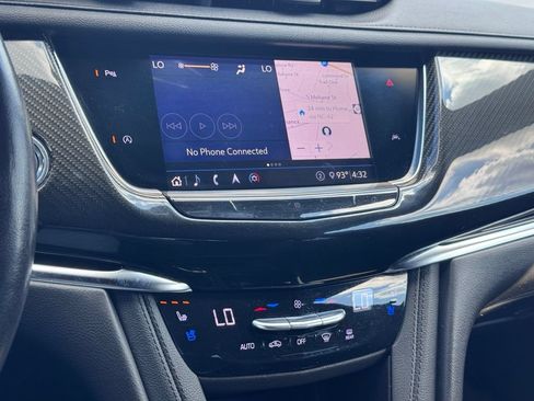 Used 2020 Cadillac XT6 Sport AWD/4WD image 35
