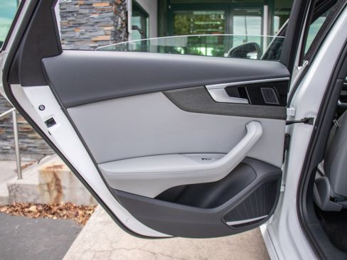 Used 2024 Audi A4 2.0T Premium Plus image 21