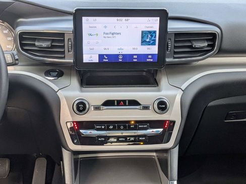 Used 2023 Ford Explorer XLT w/ Equipment Group 202A image 19