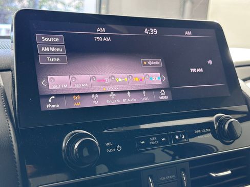 Used 2022 Nissan Armada SL w/ Midnight Edition Package image 25