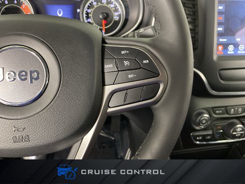 Used 2022 Jeep Cherokee Latitude Lux image 24