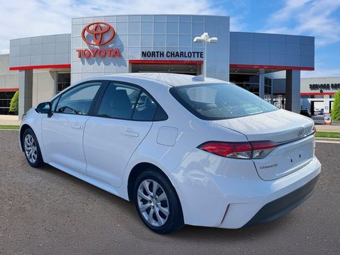 Used 2024 Toyota Corolla LE FWD image 6