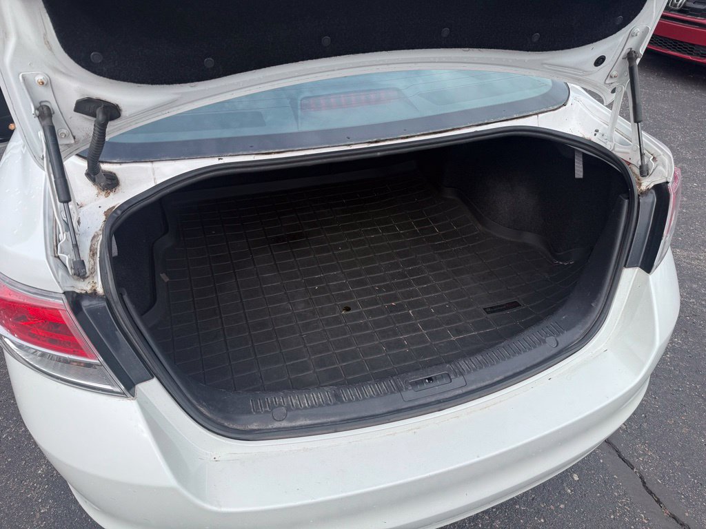 Used 2011 MAZDA MAZDA6 i Touring FWD image 5