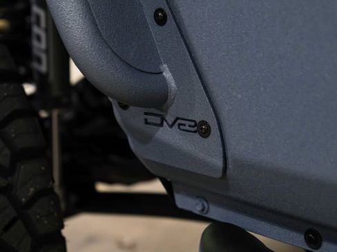 Used 2025 Jeep Wrangler Unlimited Rubicon w/ Technology Group image 79