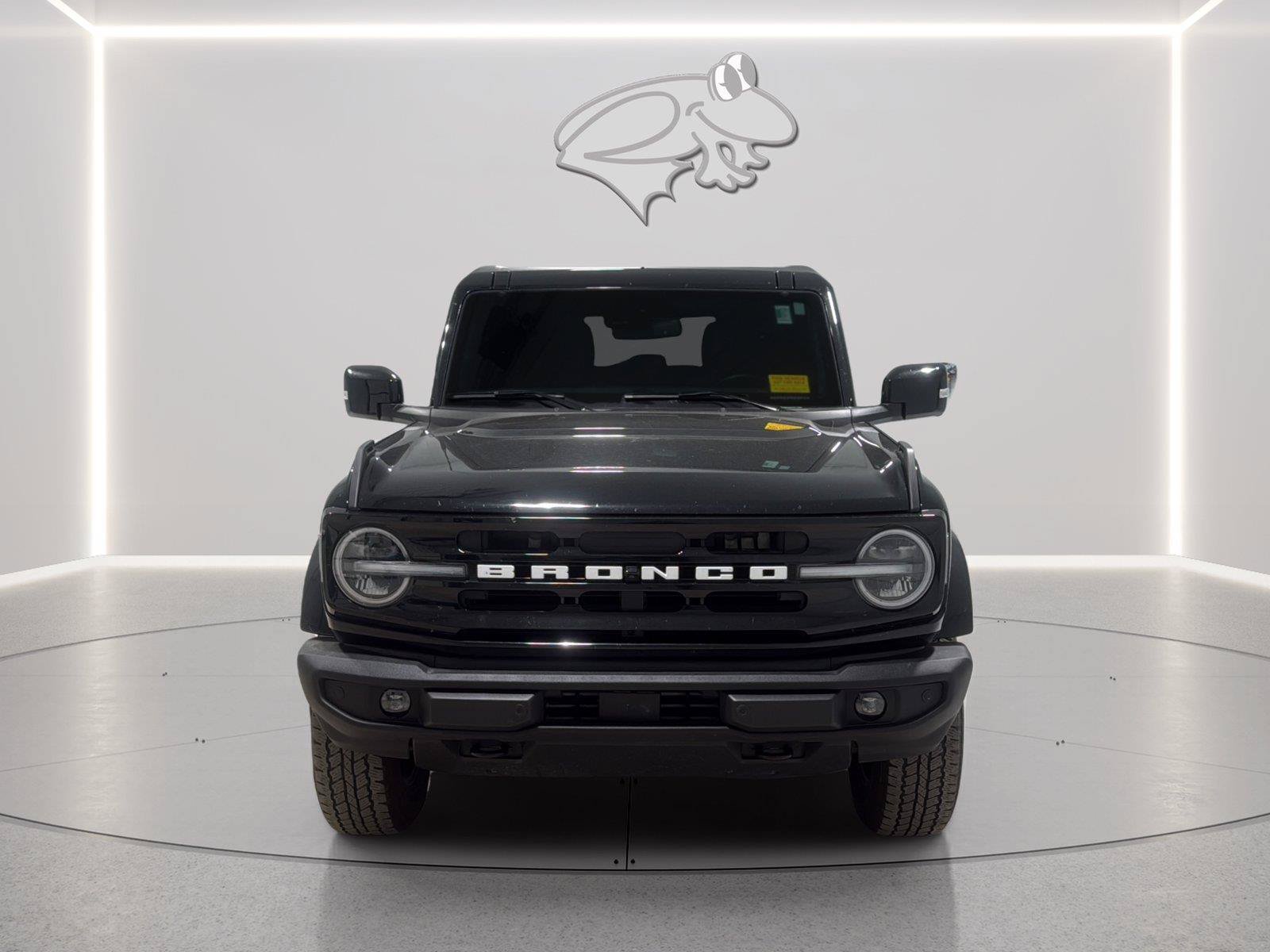 Used 2025 Ford Bronco Outer Banks AWD/4WD image 8