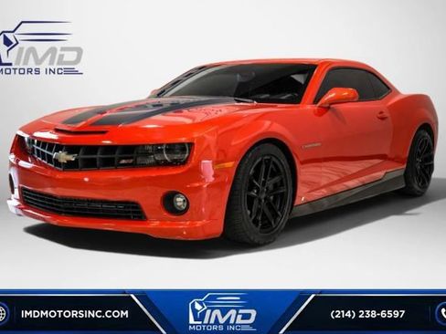 Used 2010 Chevrolet Camaro SS w/ LPO, Ground Effects Package RWD image 1