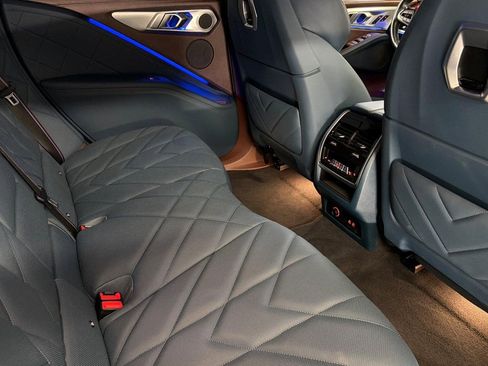 Certified 2023 BMW XM AWD/4WD image 30