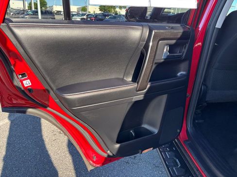 Used 2024 Toyota 4Runner TRD Off-Road AWD/4WD image 42