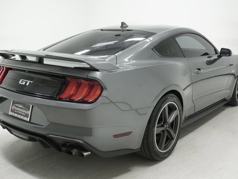 Used 2021 Ford Mustang GT Premium w/ GT Performance Package RWD image 4