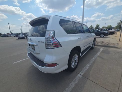Used 2017 Lexus GX 460 AWD/4WD image 5