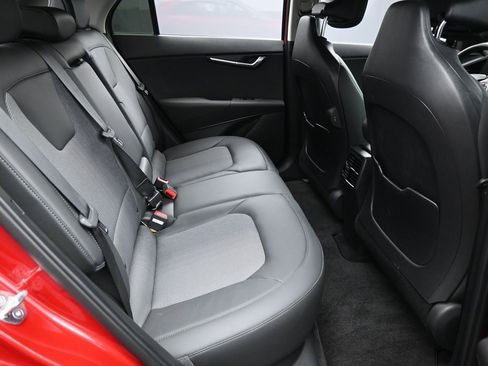 Used 2023 Kia Niro Wind w/ Wind Preserve Package image 31